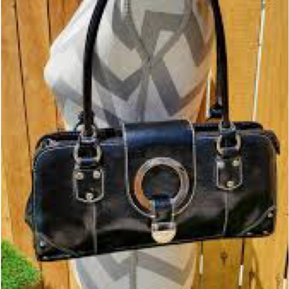 Mimicci Black Patent Leather Shoulder Bag Silver Hardware Y2K - Picture 2 of 9